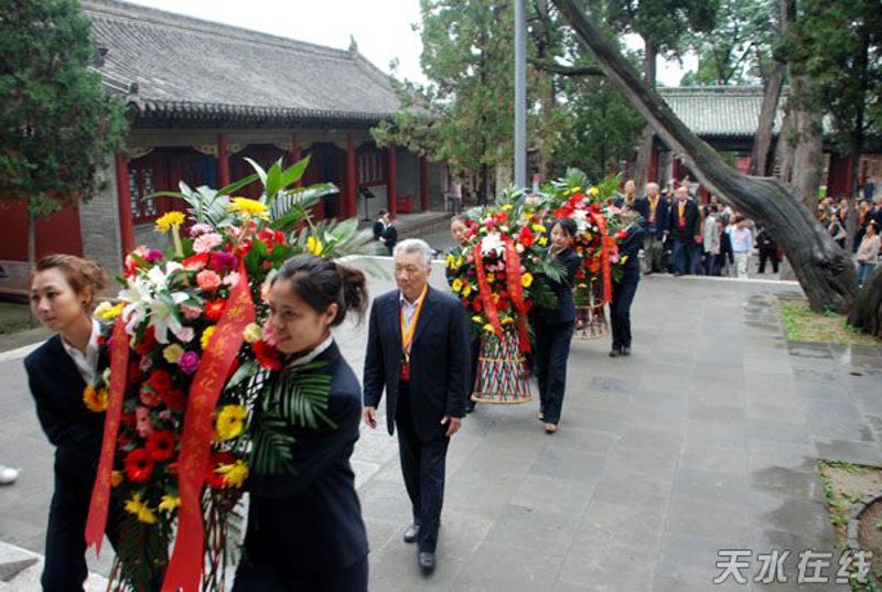 清明节在线祭扫：缅怀亲人新方式